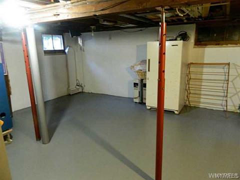 6883 Gates Dr, Evans, NY 14047 photo 17
