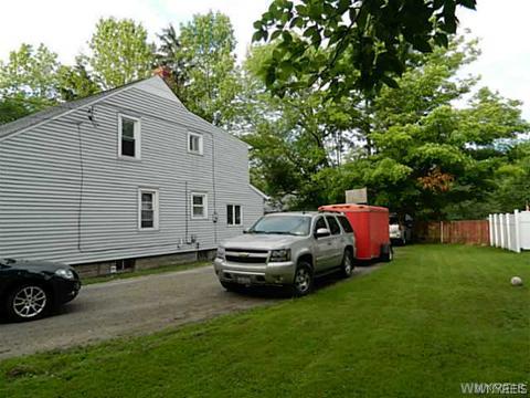 6883 Gates Dr, Evans, NY 14047 photo 20