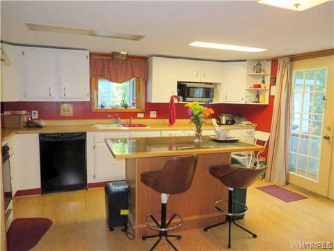 8641 Florence Ave, Evans, NY 14006 photo 12