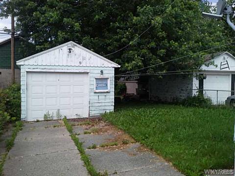 110 Wright Ave, Buffalo, NY 14215 photo 3