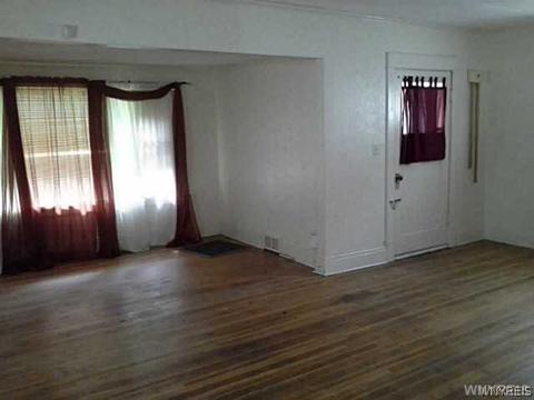 110 Wright Ave, Buffalo, NY 14215 photo 6