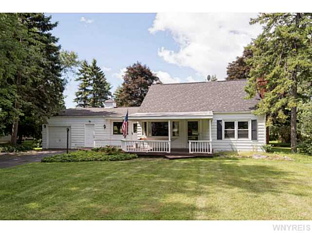 154 Brompton Rd, Buffalo, NY 14221 photo 1