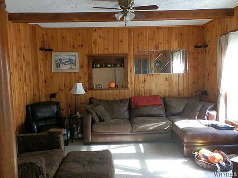 45 Buffalo St, Gowanda, NY 14070 photo 5