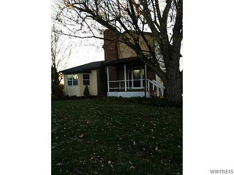7250 Maple Rd, Newstead, NY 14001 photo 1