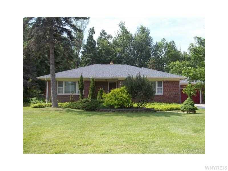 1933 Maple Rd, Buffalo, NY 14221 photo 1