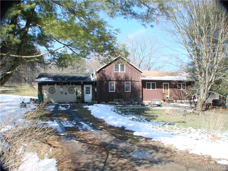 13740 Miller Ave, Chaffee, NY 14030 photo 1
