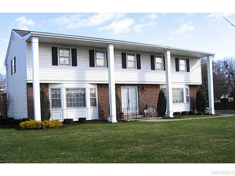 4 Foxpoint Rd, Buffalo, NY 14221 photo 1