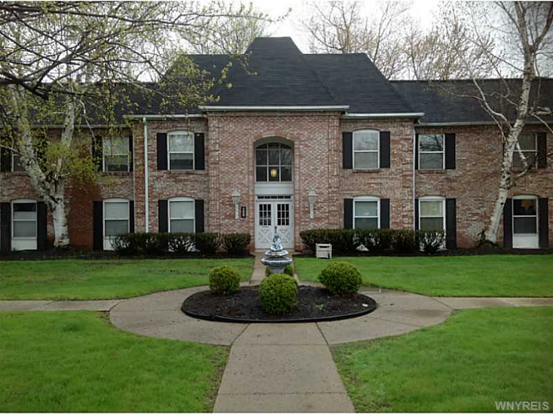 4547 Chestnut Ridge Rd #112B, Buffalo, NY 14228 photo 1