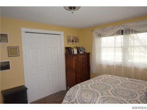 5191 Mapleton Rd, Pendleton, NY 14094 photo 12