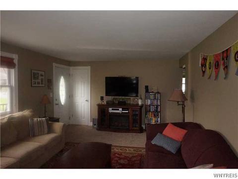 5191 Mapleton Rd, Pendleton, NY 14094 photo 6