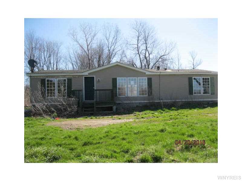 2043 Roberts Rd, Basom, NY 14013 photo 1