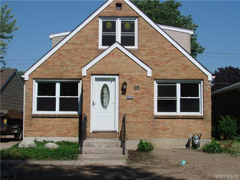 19 Waltercrest Ter, Buffalo, NY 14224 photo 1