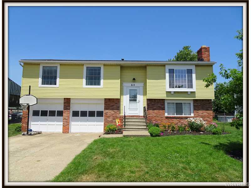 62 Crofton Dr, Buffalo, NY 14224 photo 1