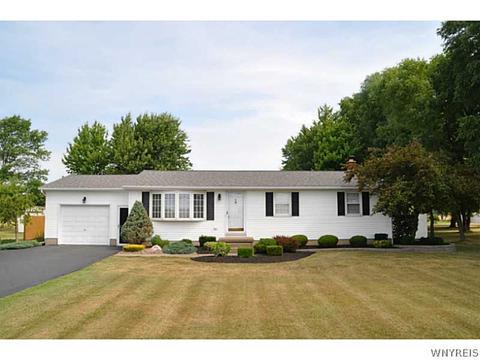 4843 Mapleton Rd, Pendleton, NY 14094 photo 1