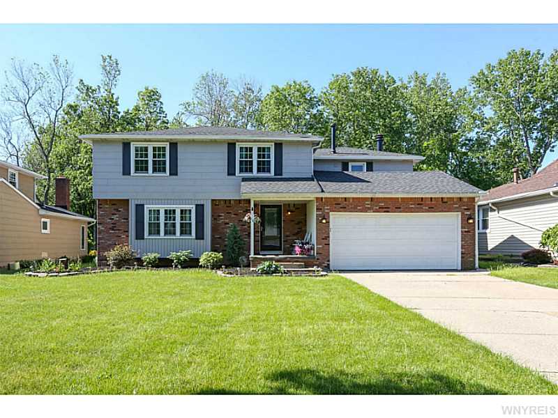 54 Mapleleaf Dr, Buffalo, NY 14221 photo 1