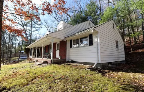 23 Chatfield Pl E, Erwin, NY 14870 photo 2