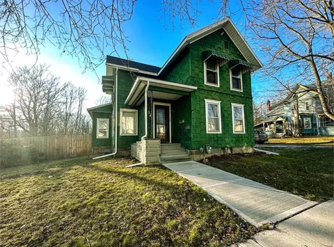 21 Pine, Waverly, NY 14892