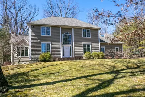 52 S Oakwood Dr, Erwin, NY 14870