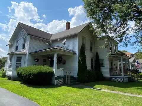 961 Davis, Elmira, NY 14901