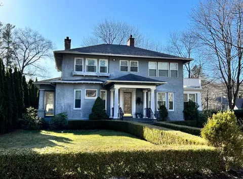 671 Euclid Ave, Elmira, NY 14901