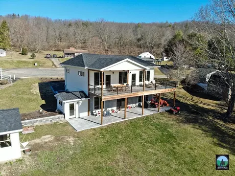 10 Capitol Dr, Lawrenceville, PA 16929