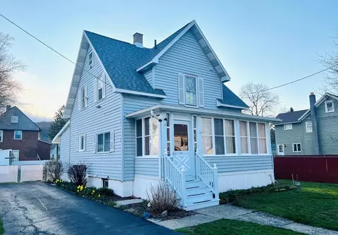 756 Cedar St, Southport, NY 14904