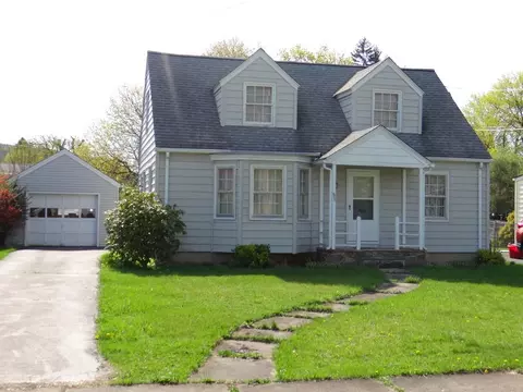 83 Carrollton Ave, Elmira, NY 14905