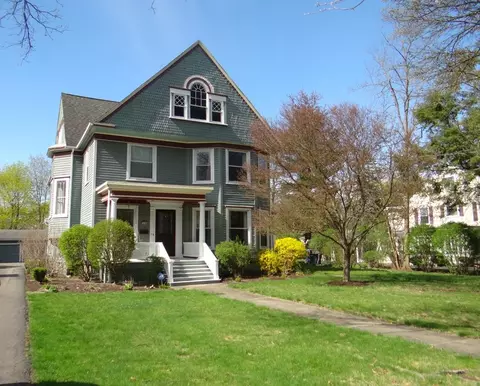 910 W Water St, Elmira, NY 14905