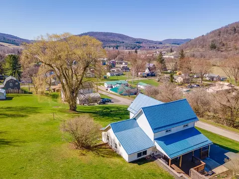 411 N Water St, Knoxville, PA 16928