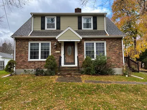 916 W First St, Elmira, NY 14905