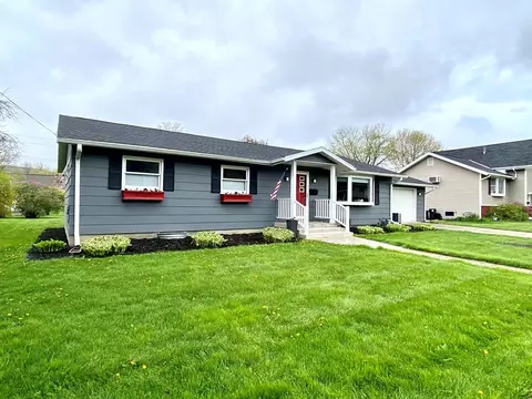 53 Wilson St, Corning, NY 14830