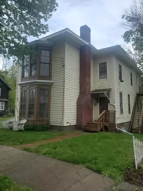 401 W Gray St, Elmira, NY 14905