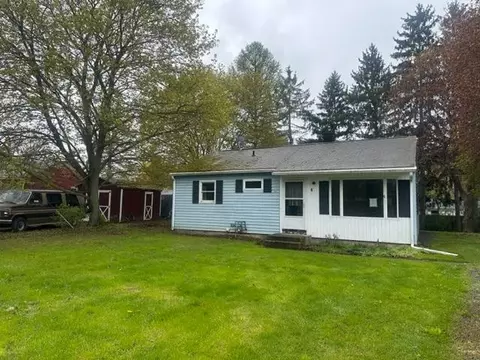 7 Moreland Dr, Catlin, NY 14812