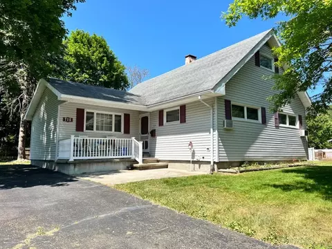715 Standish St, Elmira, NY 14901