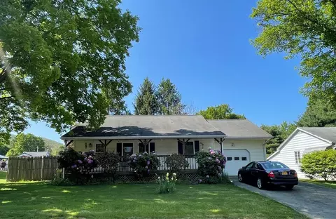 7 Speer Dr, Corning, NY 14830