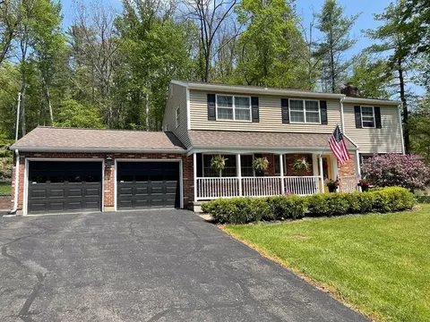 15 Chatfield Pl E, Erwin, NY 14870