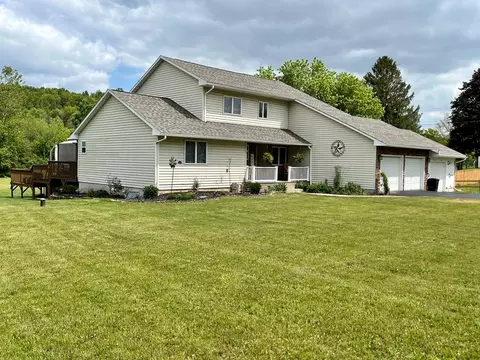 121 Veteran Hill Rd, Horseheads, NY 14845