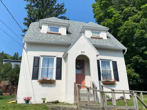 305 S Madison Ave, Reading, NY 14891