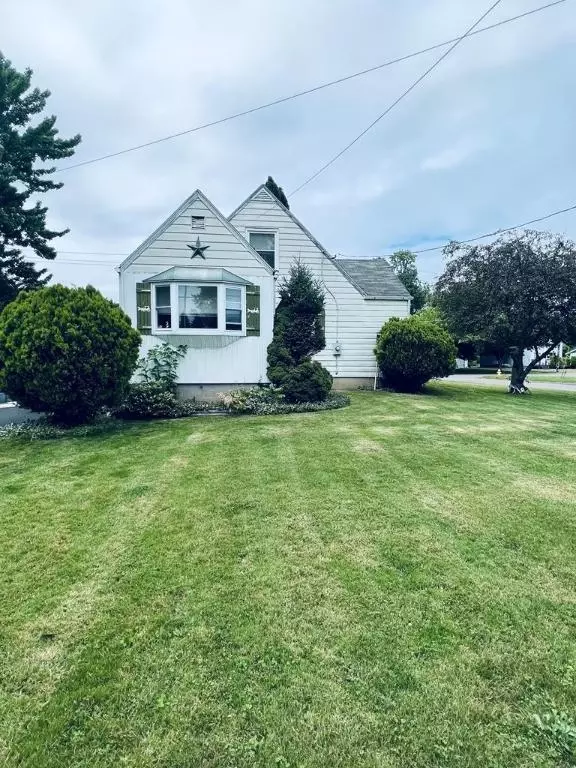  502 Luce Pkwy, Elmira, NY 14904 photo 2