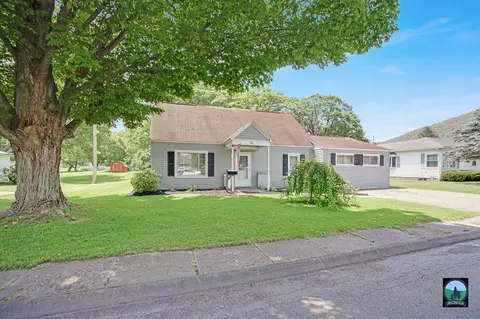 146 Mason St, Westfield, PA 16950