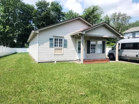 3 Jacob Rhode Dr, Elmira, NY 14901