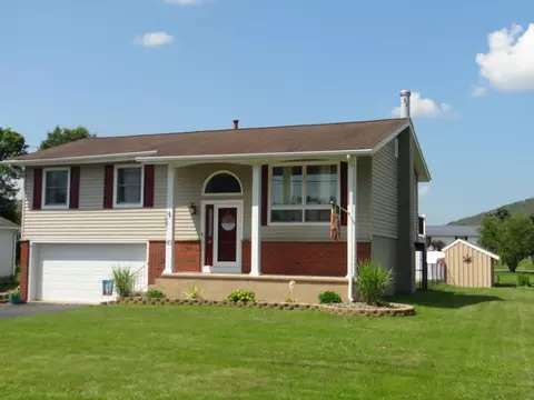45 Crestview Dr W, Southport, NY 14871