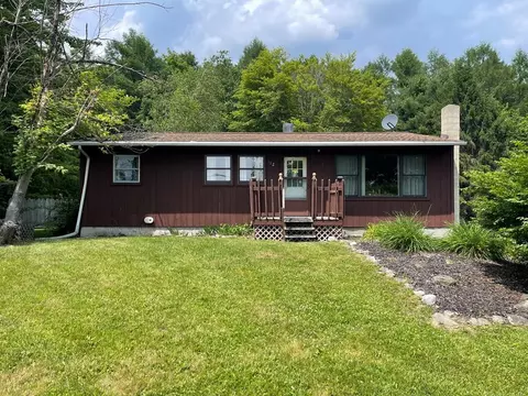 112 Poole Rd, Ithaca, NY 14850
