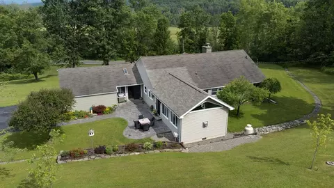 730 E Franklin St, Horseheads, NY 14845