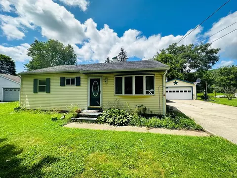 23 Beaver Ave, Catlin, NY 14812