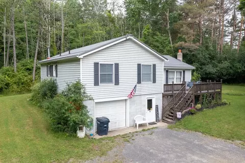 9511 W Waneta Lake Rd, Wayne, NY 14840