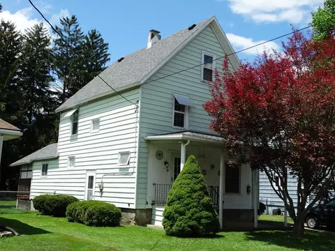 15 Stanton St, Painted Post, NY 14870