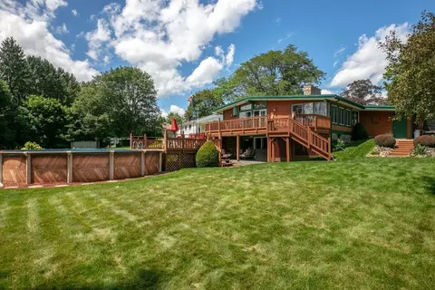 17 Cardinal Rd, Horseheads, NY 14845