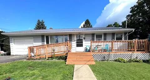 1 S Elm St, Corning, NY 14830