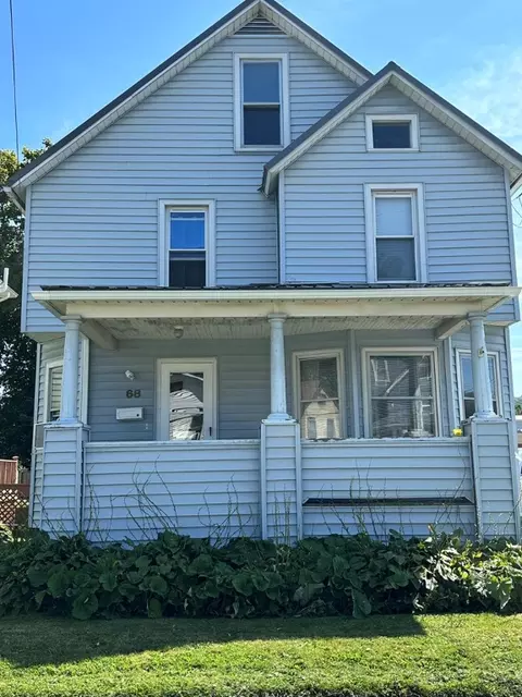68 Davis St, Corning, NY 14830
